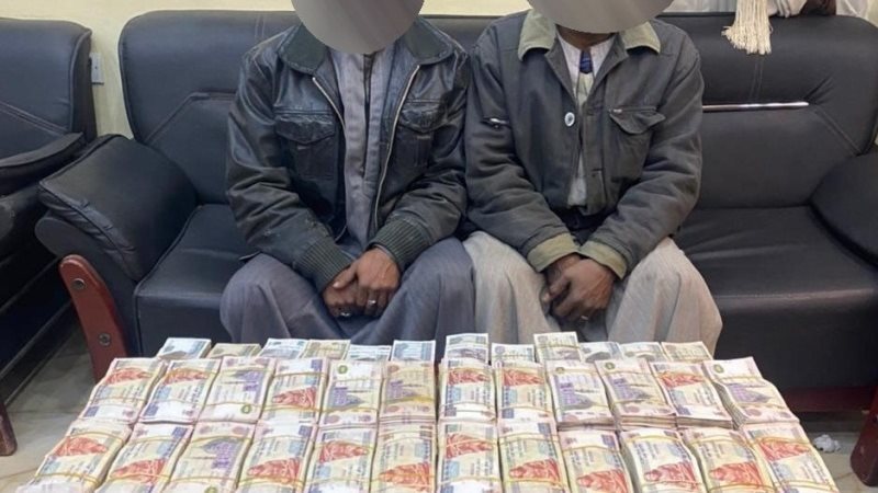 المتهمين 