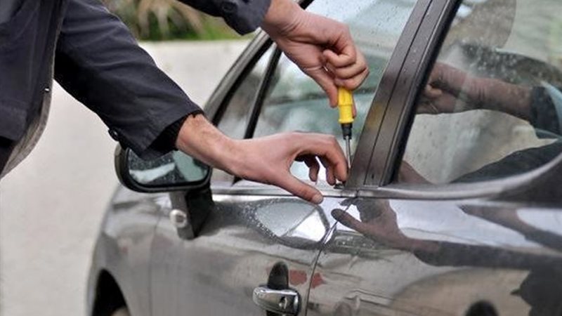 سرقة 