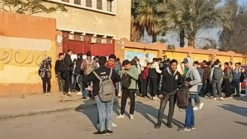 طلاب أولي ثانوي