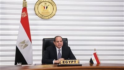 السيسي يهنئ المصريين بذكرى ثورة 25 يناير 