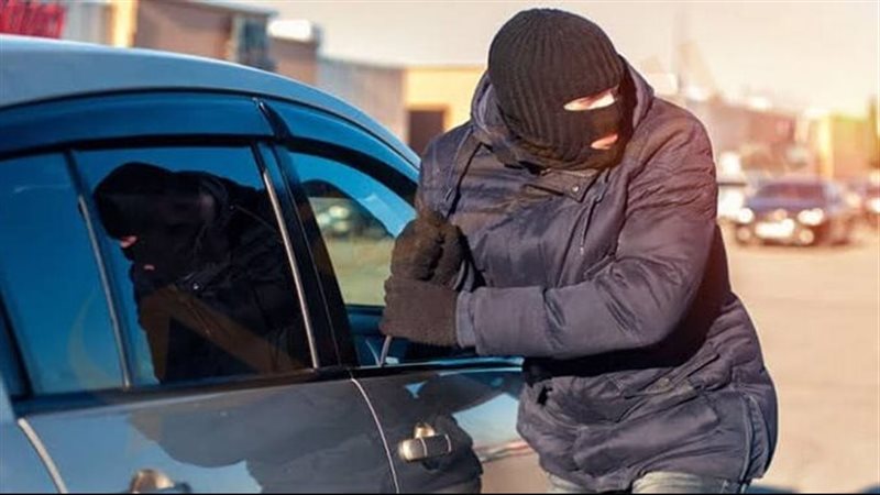 ضبط عاطل سرق مبلغ
