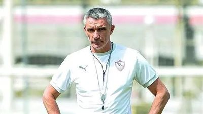 أمير مرتضى يعقد جلسة مع كارتيرون على هامش مران الزمالك