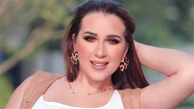 أسما شريف منير