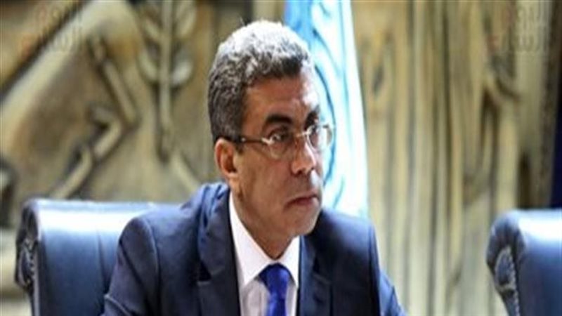 الكاتب الصحفي ياسر