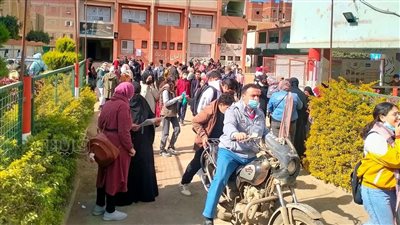 طلاب الإعدادية بالمنوفية: ياريت الامتحانات اللي جاية تكون بنفس السهولة | فيديو 