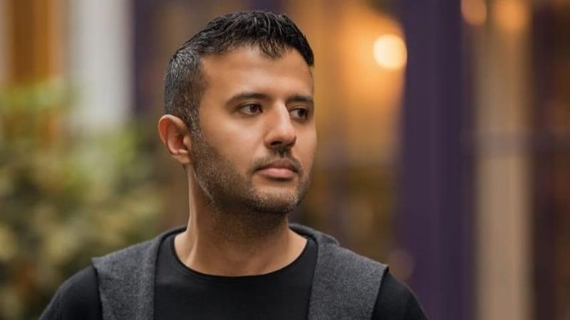 الفنان حمزة نمرة