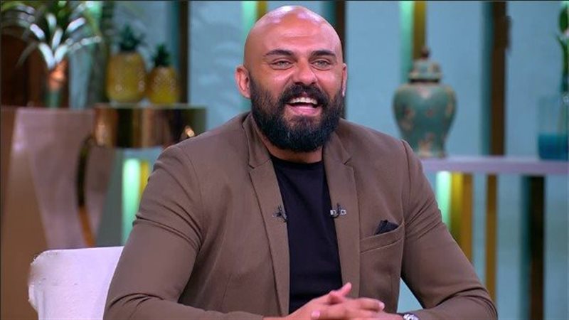 أحمد صلاح حسني 