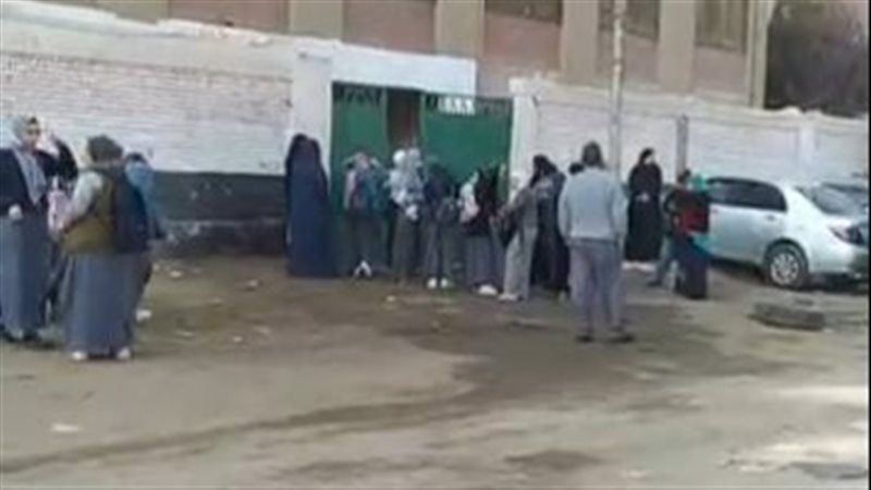 طالبات أولي ثانوي