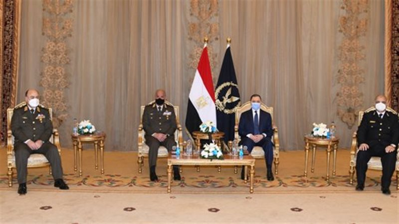 وزير الداخلية يستقبل
