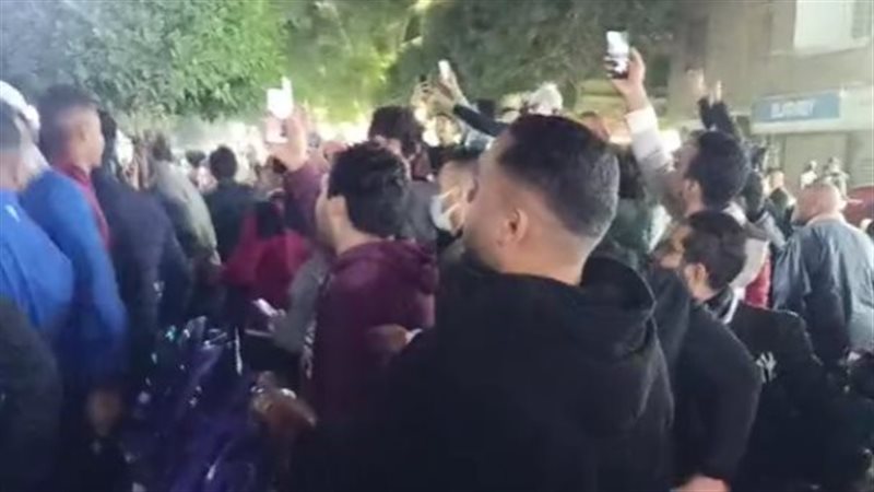 احتفالات أهالي عين