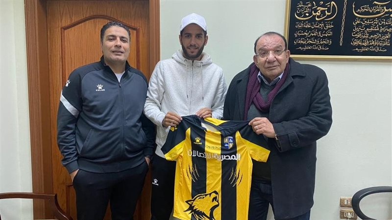 المقاولون يضم خالد