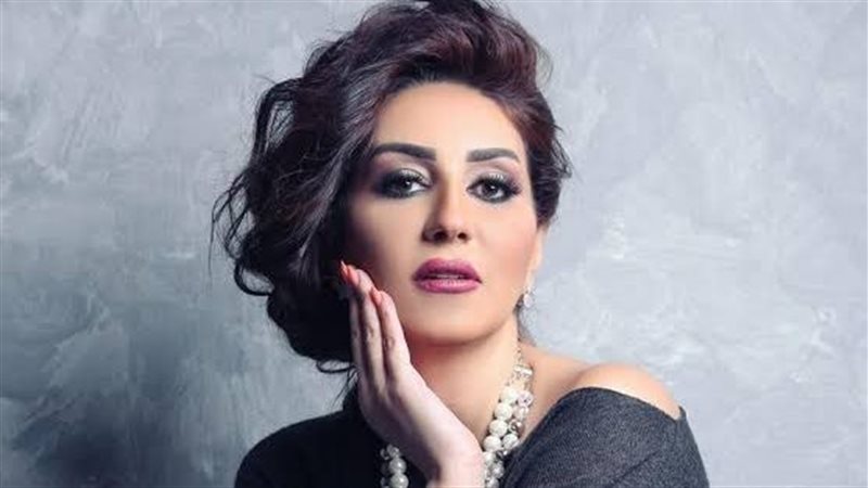 وفاء عامر 