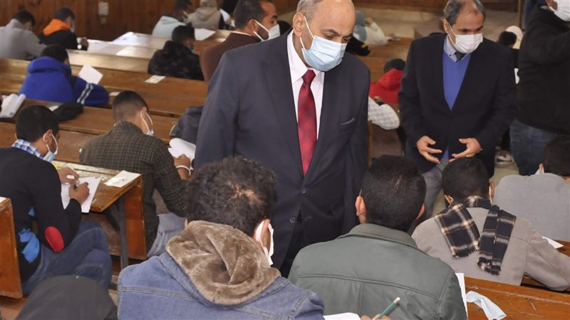جانب من المتابعة