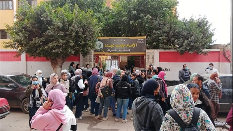 طلاب الشهادة الأعدادية