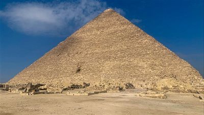 لأول مرة.. رؤية الضلع الجنوبي لهرم خوفو الأكبر كاملا 