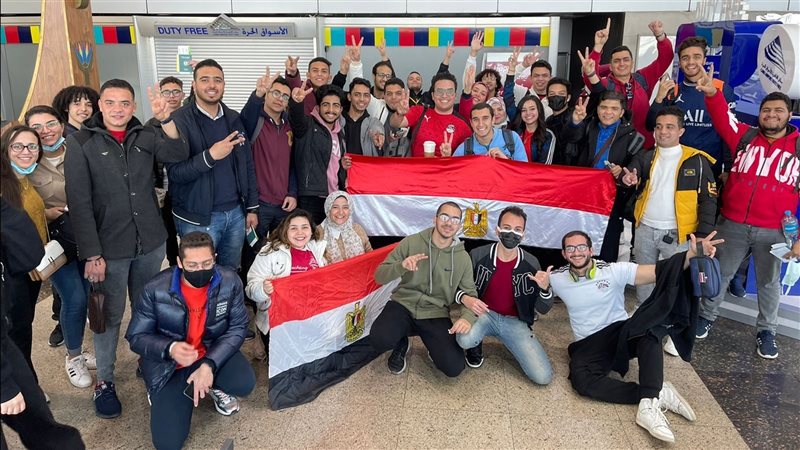 طلاب من الجامعات