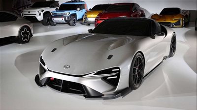 لكزس تطلق سيارتها الكهربائية بمحرك V8|صور