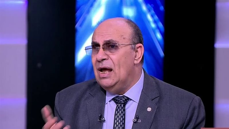 الدكتور مبروك عطية