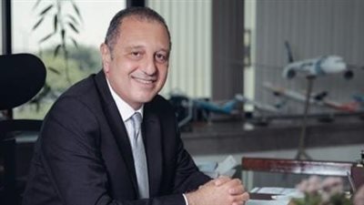 مصر للطيران تعلن أسعار تذاكر عمرة رجب.. وإعفاء حالات كورونا الإيجابية من رسوم تعديل الحجز 