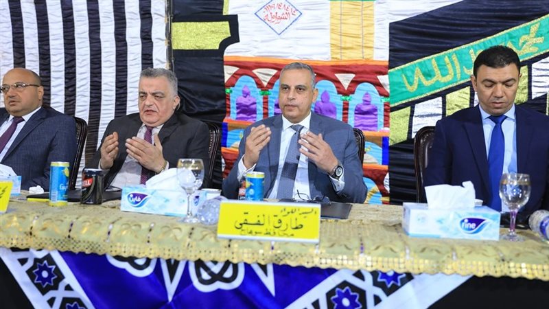 محافظ سوهاج ومدير