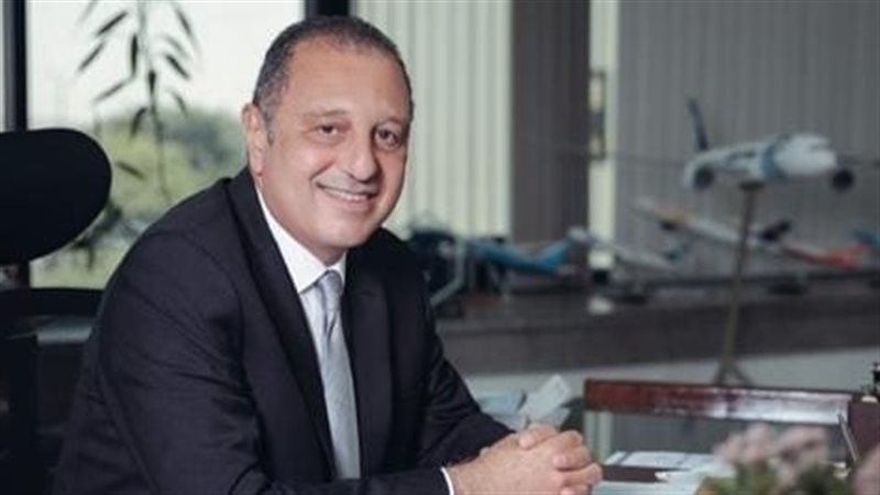 الطيار عمرو أبوالعينين