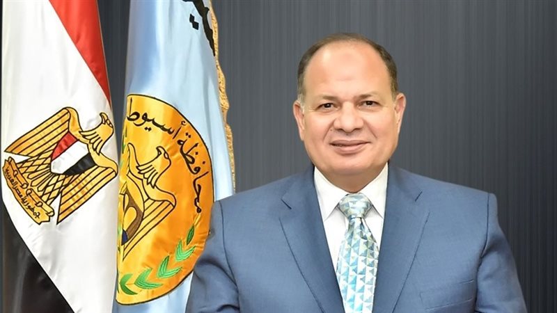 اللواء عصام سعد محافظ