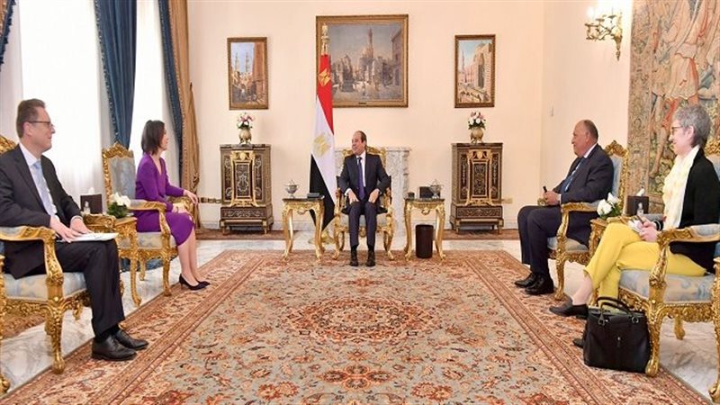استقبال الرئيس عبد