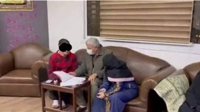 في الفلانتين.. عقد قران شاب وسيدة داخل قسم المرج | صور
