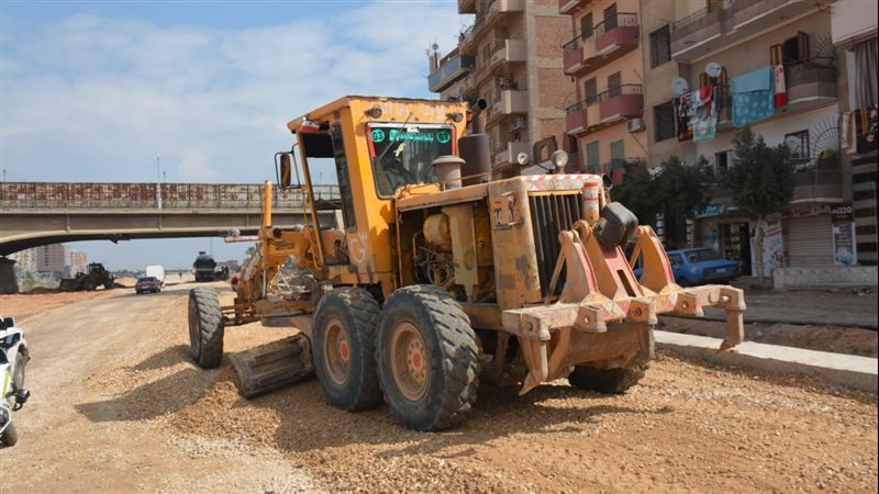 الطريق الرابط بين