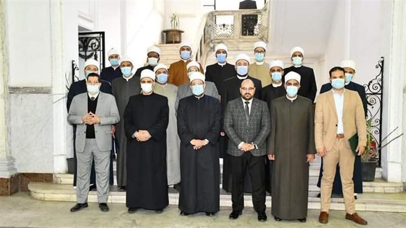وزير الأوقاف الدكتور