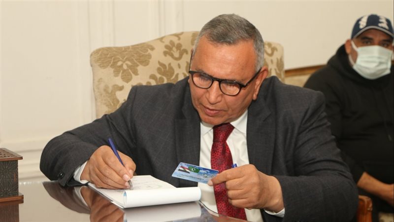 الدكتور عبد السند