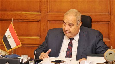 الرئيس يمنح اسم المستشار سعيد مرعي وسام الجمهورية من الطبقة الأولى 