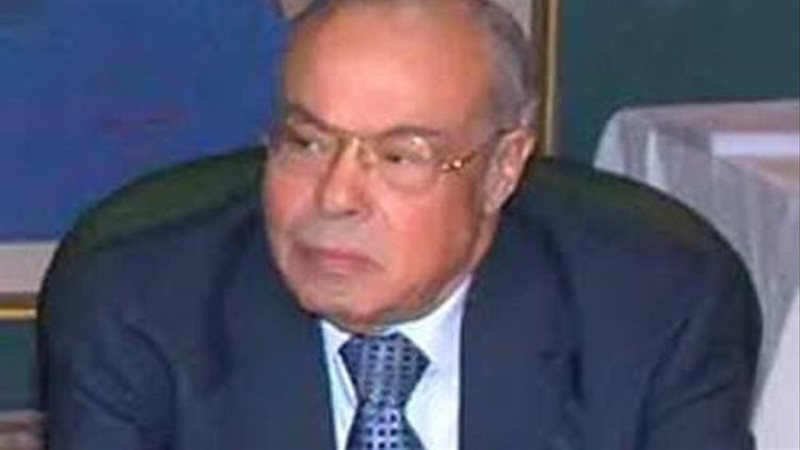 الكاتب الصحفي جلال
