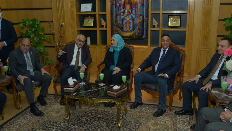 وزيرة التضامن في