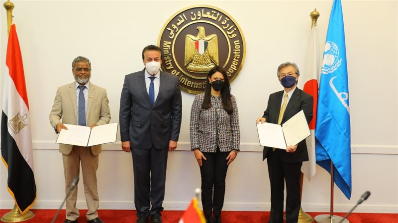 جانب من توقيع الاتفاقية