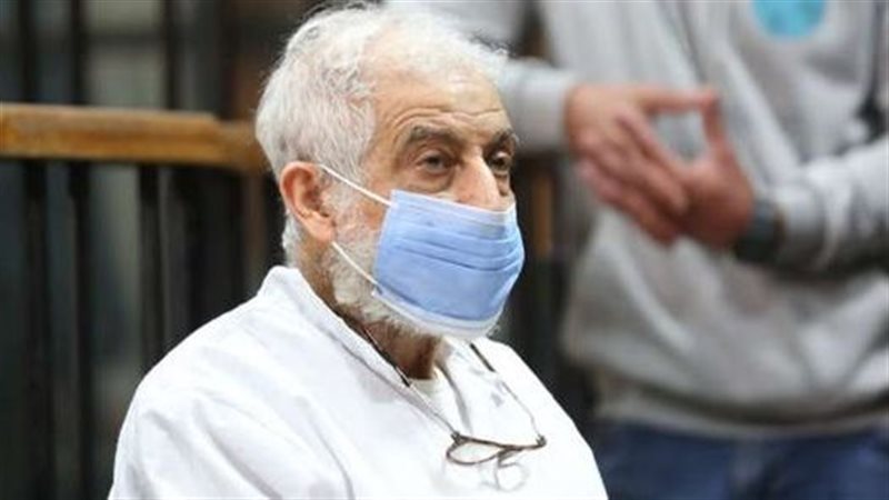 محمود عزت، فيتو