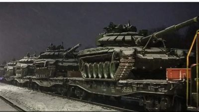 صور جوية تظهر القوات الروسية على بعد 15 كيلو من أوكرانيا.. وكييف تستغيث بمجلس الأمن