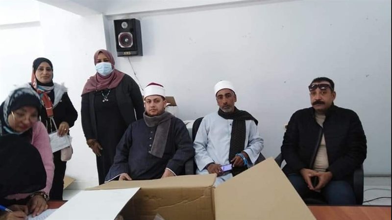 جانب من عملية تسليم