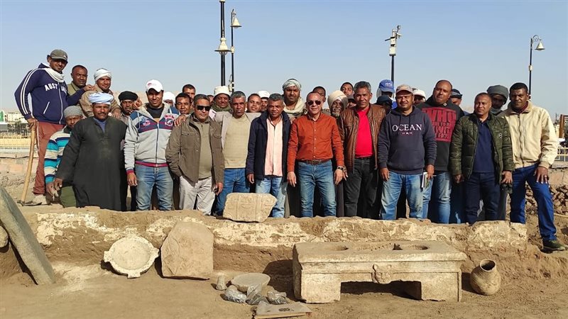 اكتشاف مجموعة من