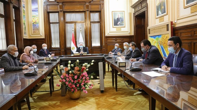 اجتماع وزير الزراعة