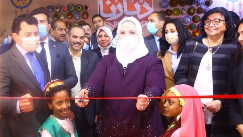 افتتاح المعرض
