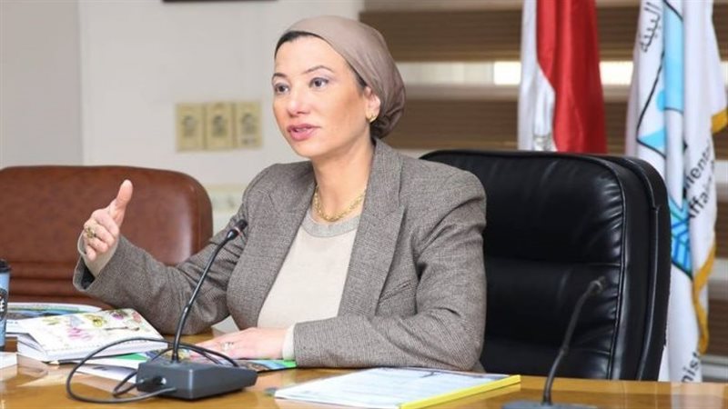  الدكتورة ياسمين