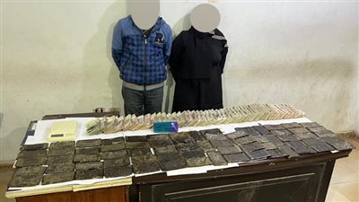 ضبط عاطلين بحوزتهما 7 كيلو حشيش قبل ترويجها على عملائهما ببولاق الدكرور