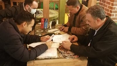 محافظ الإسكندرية يشدد على تكثيف الحملات الرقابية على الكافيهات والمطاعم