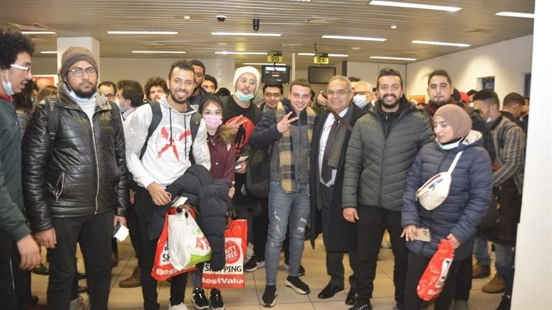 عودة الطلاب الدارسين