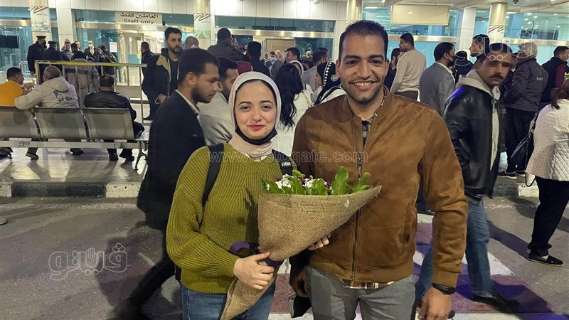 ببوكية ورد شاب يفاجئ