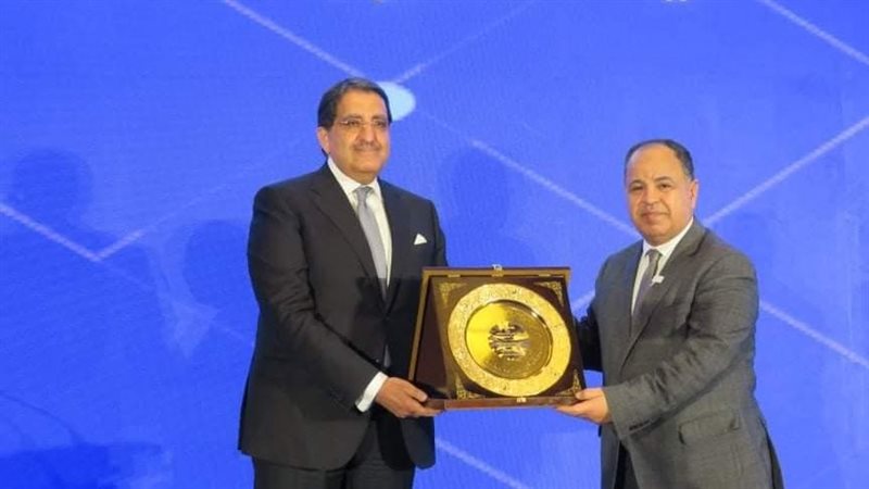 معيط فى مؤتمر ما