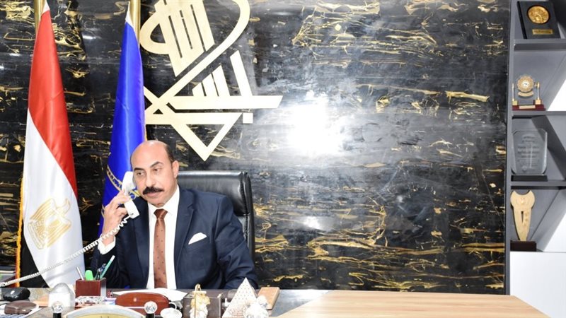 محافظ أسوان اللواء