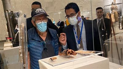 المتحف القومي للحضارة يستقبل المنتج السينمائي الأمريكي ماريو قصار والرحالة حجاجوفيتش