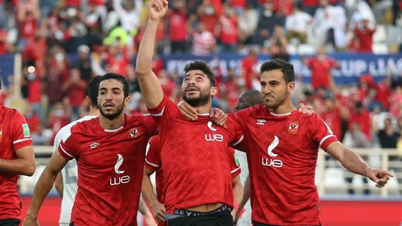 لاعبو الأهلي